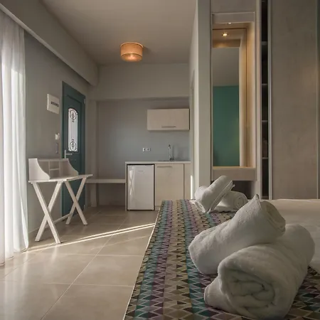 Lägenhetshotell Armeno 4*