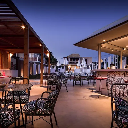 Lägenhetshotell Armeno Marathias