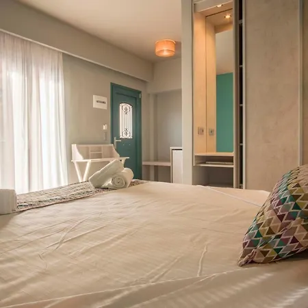 Armeno Aparthotel Marathias