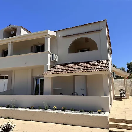 Aparthotel Armeno