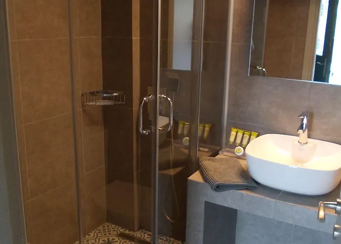 Armeno Aparthotel 4*
